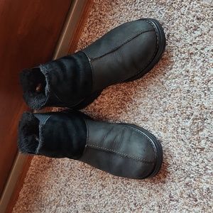 Columbia Black Fur-Lined Winter Boots